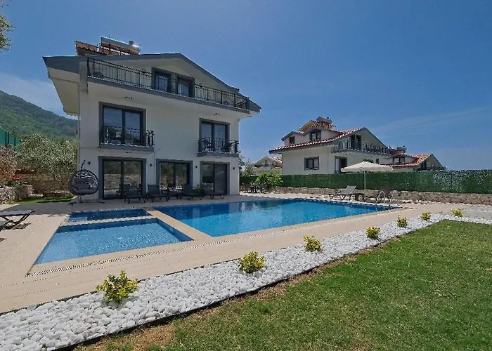 ölüdeniz De özel Havuzlu Müstakil Fethiye