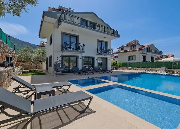 ölüdeniz De özel Havuzlu Müstakil