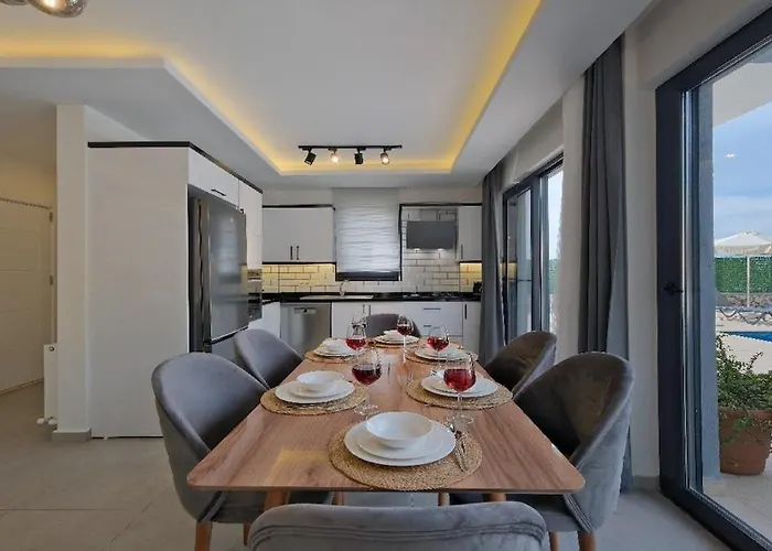 ölüdeniz De özel Havuzlu Müstakil * Fethiye