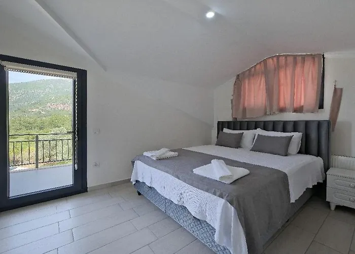 ölüdeniz De özel Havuzlu Müstakil Villa *